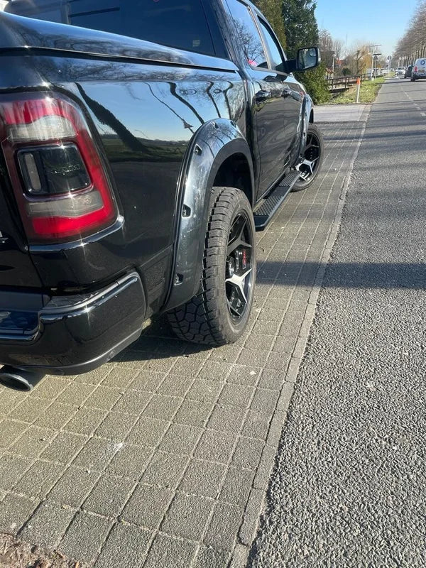 Dodge Ram 1500 fender flares 2018-2023