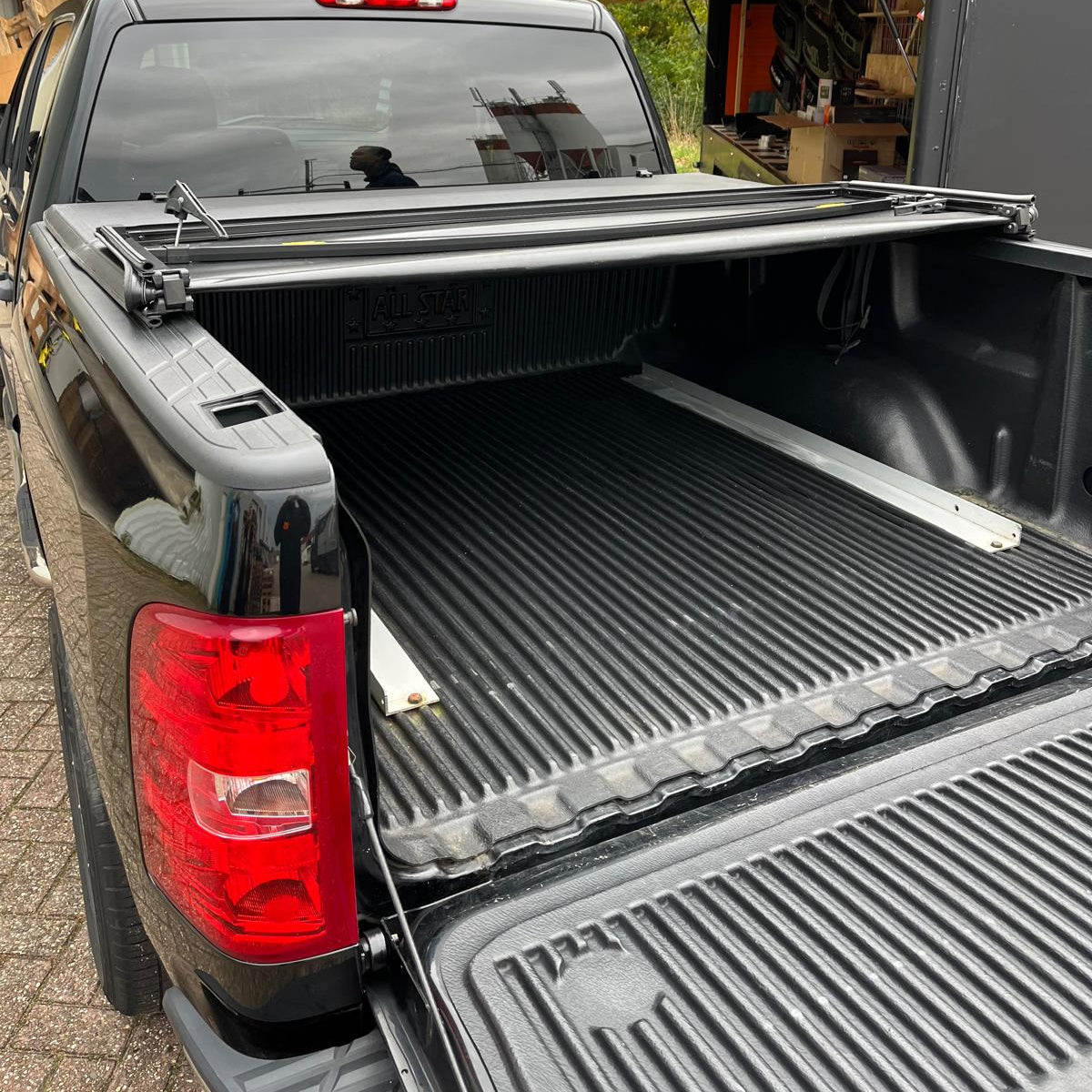 Chevrolet bed cover 6,4 ft