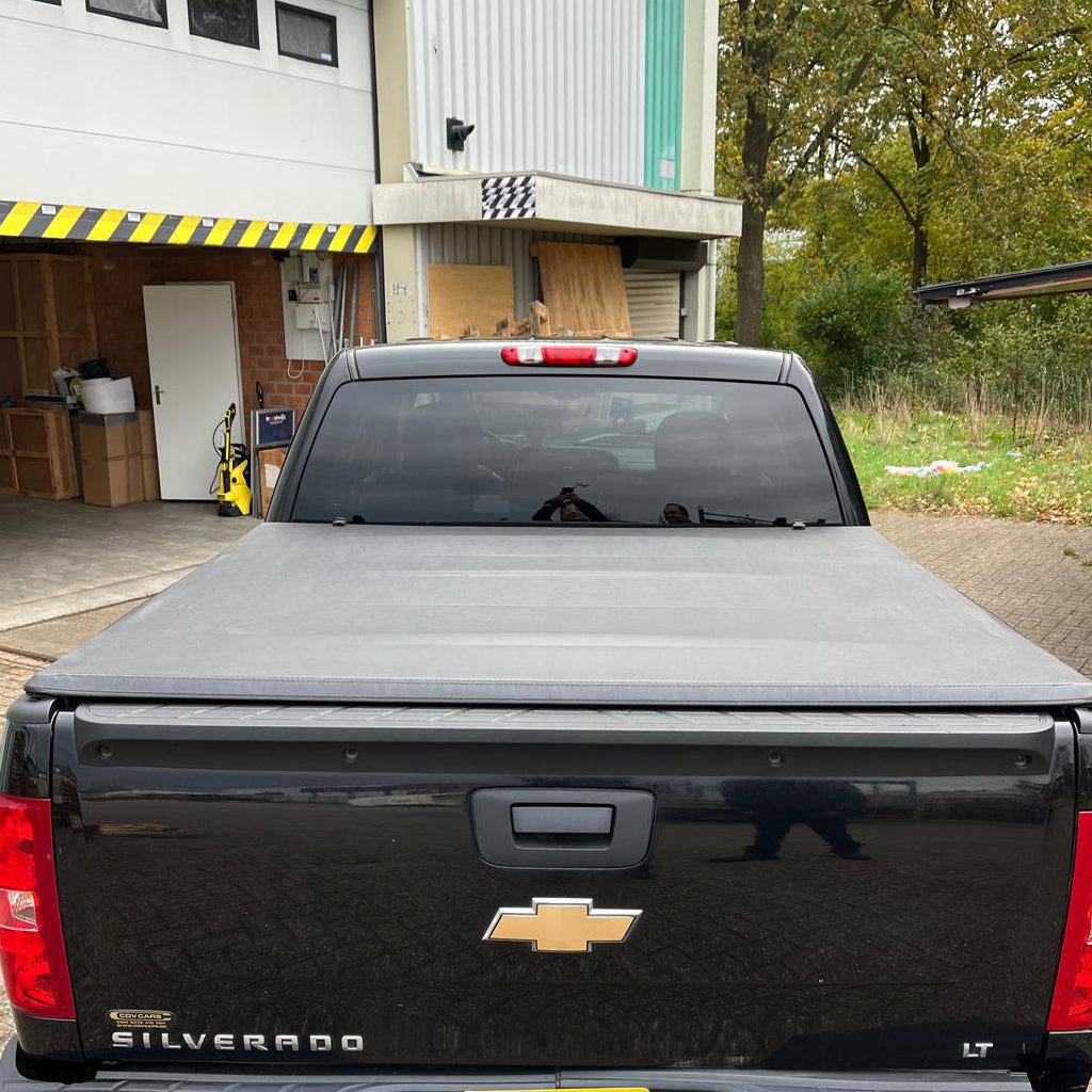 Chevrolet bed cover 6,4 ft