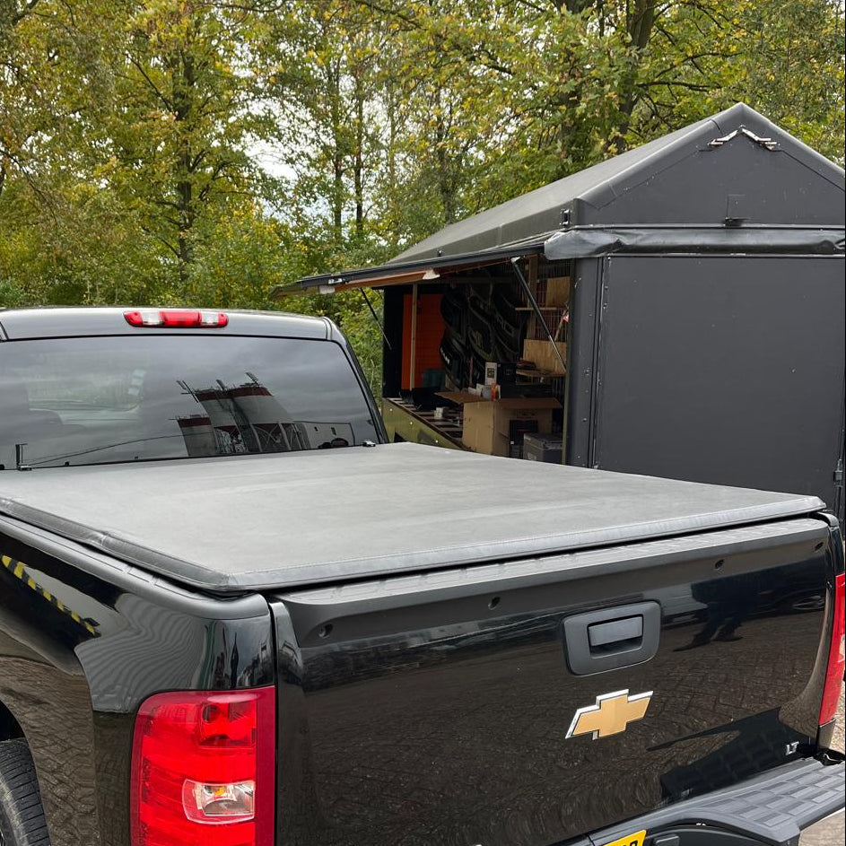 Chevrolet bed cover 6,4 ft