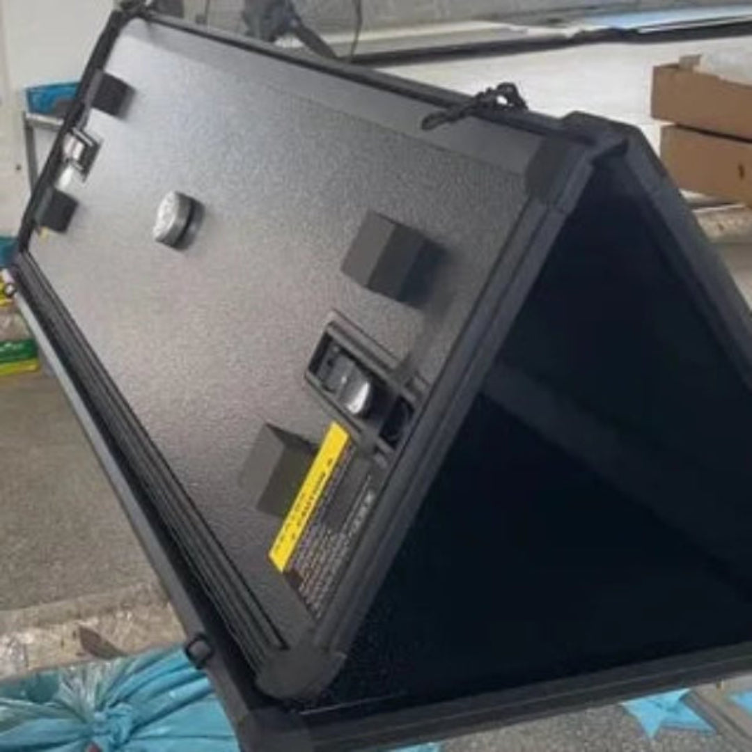 Dodge Ram bed cover 5,5 ft aluminium